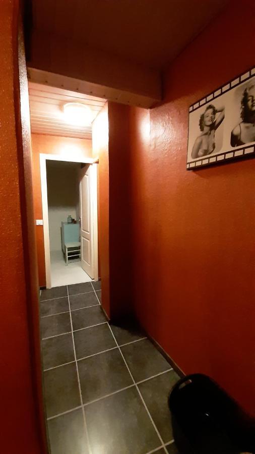 Agreable Maison De Village, Au Calme D'Une Impasse 欧比耶尔 外观 照片
